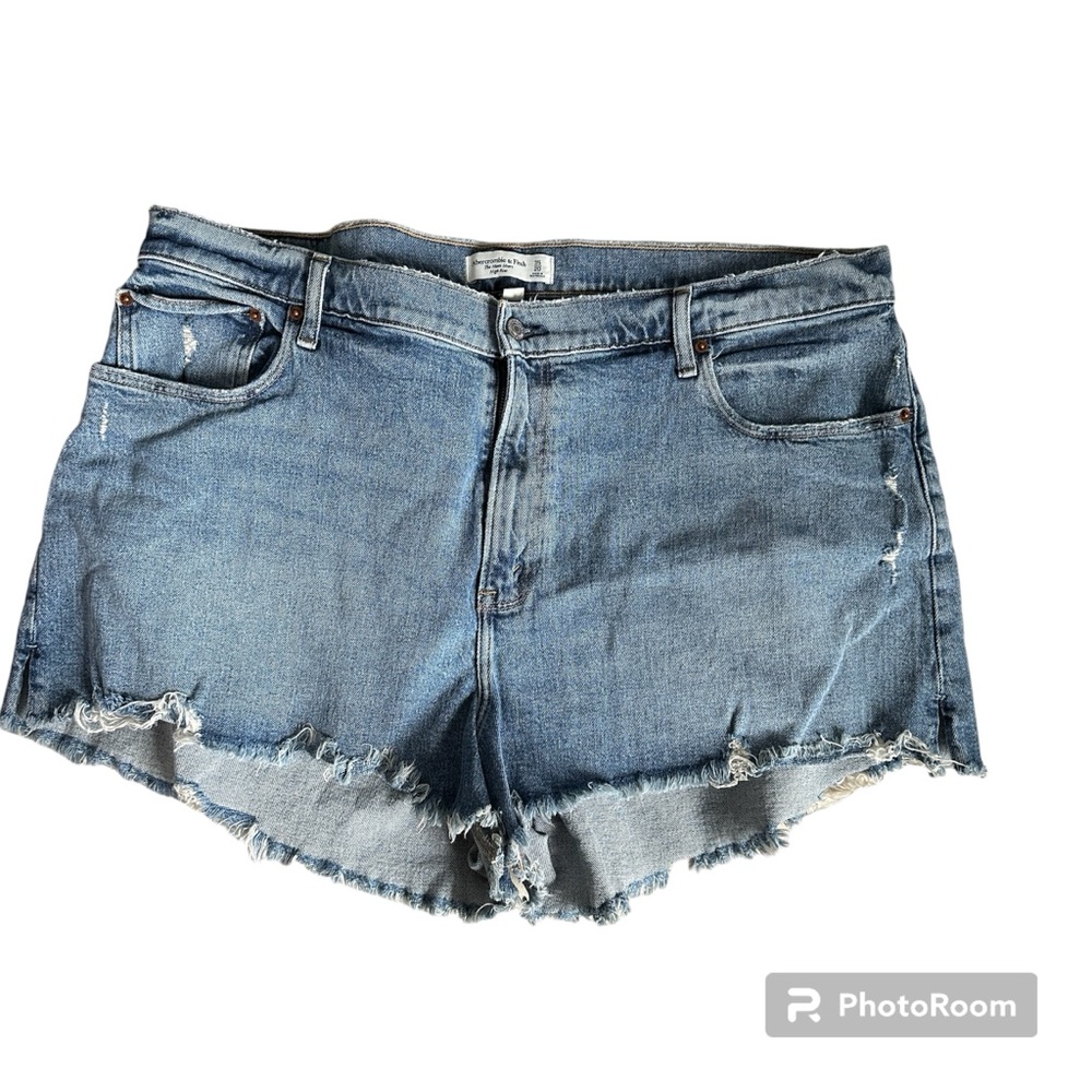 A&F The Mom Shorts High Rise Raw Hem curve love 20